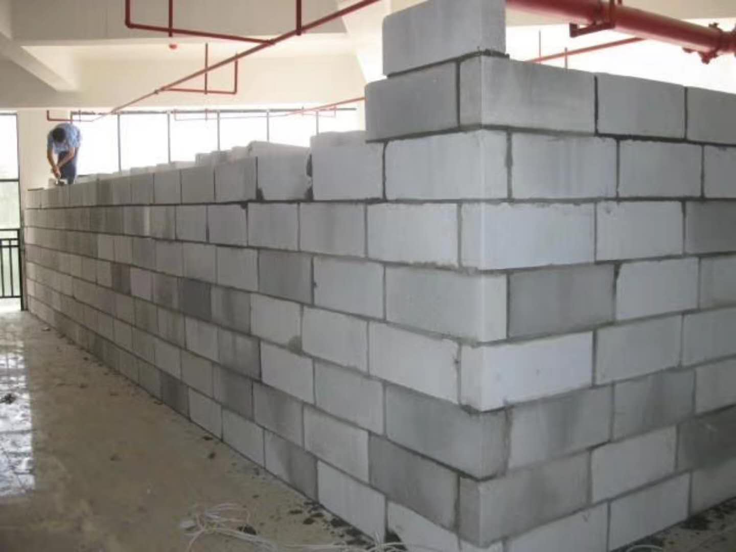龙游蒸压加气混凝土砌块承重墙静力和抗震性能的研究